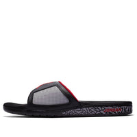 حذاء Air Jordan Hydro 3 Retro Slide باللون الأسود والأحمر والرمادي 854556-003