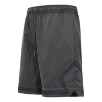 شورت Air Jordan Essentials Diamond "رمادي دخاني غامق" FN6516-070