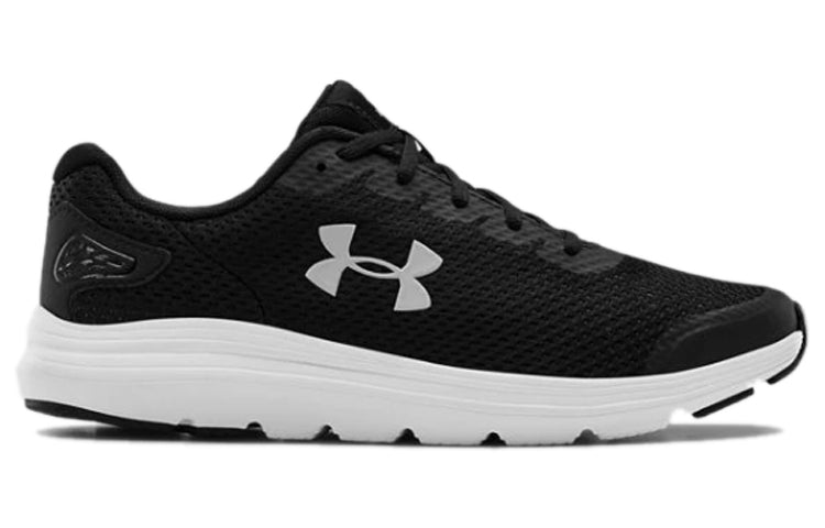 حذاء Under Armour Surge 2 "أسود أبيض" 3022595-001