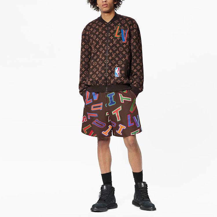 جاكيت رجالي من LOUIS VUITTON x NBA FW21 باللون البني 1A8WYN