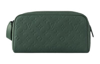 LOUIS VUITTON Dopp Kit
