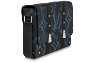 LOUIS VUITTON Monogram Pastel Noir Canvas Trunk Messenger