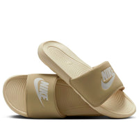 حذاء Nike Victori One Slide "Limestone" CN9675-200