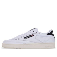 حذاء تزلج Reebok Club C باللون الأبيض والأسود CM9163