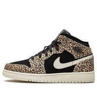 (GS) حذاء Air Jordan 1 Mid SE 'Leopard' BQ6931-021