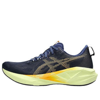 حذاء ASICS Novablast 5 2E عريض "أزرق نيلي عنبر" 1011B975-402