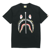 تي شيرت A Bathing Ape بنصف سحاب ووجه سمكة قرش "أسود وأخضر" BAPE-SS18-020