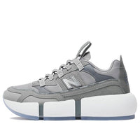 حذاء New Balance Jaden Smith x Vision Racer باللون الرمادي الفضي MSVRCJSD