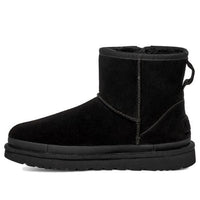 (WMNS) حذاء UGG Classic Mini بسحاب وشريط شعار "أسود" 1144034-BLK