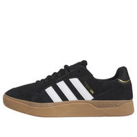 حذاء adidas Tyshawn Remastered 'Black White Gum' IG5280