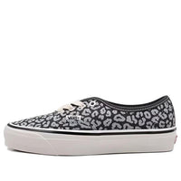 حذاء Vans MTE Authentic Reissue 44 "أسود وأبيض" VN000CT71XM