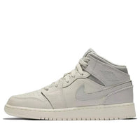 (GS) حذاء Air Jordan 1 Mid 'Light Bone' 554725-053