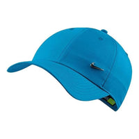 قبعة Nike Sportswear Heritage 86 باللون الأزرق 943092-446