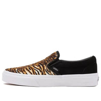 حذاء Vans Soft Suede Classic Slip-On "أسود أصفر" VN0A5JMHB0I