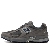 حذاء جولف New Balance 2002R "رمادي داكن" MGS2002A