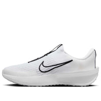 حذاء Nike Interact Run EasyOn باللون الأبيض والأسود FV5590-100