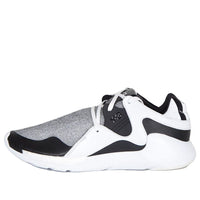 حذاء adidas Y-3 QR Run باللون الأبيض العتيق AQ5496