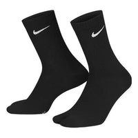 جوارب Nike Everyday Plus خفيفة الوزن باللون الأسود DX1158-010