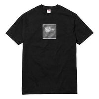 تيشيرت Supreme SS18 Chair Tee أسود مطبوع بأكمام قصيرة للجنسين SUP-SS18-0042