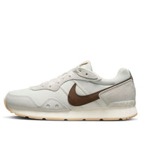 (WMNS) Nike Venture Runner 'White Brown' CK2948-007