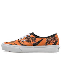 حذاء رياضي منخفض الرقبة أصلي للجنسين من Vans أسود/برتقالي VN0A5KRDORA