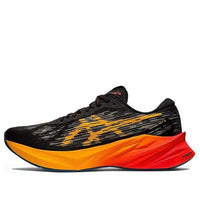 حذاء ASICS Novablast 3 "أسود برتقالي" 1011B458-001
