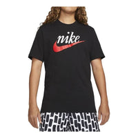 تيشيرت Nike Sportswear "أسود وأحمر" DZ3280-010