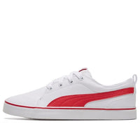 حذاء تزلج كاجوال منخفض الرقبة من PUMA Street Retro للجنسين باللون الأبيض والأحمر 367928-02