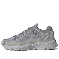 (WMNS) أديداس أستير "رمادي ثلاثي" GY6854