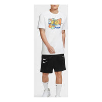 قميص Nike Sportswear مطبوع بأكمام قصيرة "Summer Futura White" CW0427-100