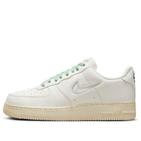 حذاء Nike Air Force 1 '07 Premium Vintage 'Certified Fresh' DO9785-100
