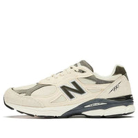 حذاء New Balance Teddy Santis x 990v3 صنع في الولايات المتحدة الأمريكية "Moonbeam" M990AD3