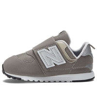 (TD) حذاء New Balance 574 New-B Hook &amp; Loop "Rain Cloud Silver Metallic" NW574GR