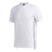 حذاء adidas M Gfx T Prime الرياضي بلون سادة وأكمام قصيرة ورقبة دائرية أنيقة باللون الأبيض FT2789