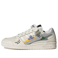 حذاء adidas Forum Low باللون الأبيض الكريمي والرمادي GX2181