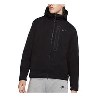 جاكيت رياضي كاجوال بغطاء رأس مطبوع عليه شعار Nike Sportswear Tech باللون الأسود CU4486-010