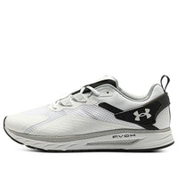 حذاء HOVR Flux MVMNT من Under Armour باللون الأبيض والأسود 3025354-102