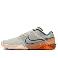 حذاء Nike Zoom Metcon Turbo 2 "متوسط ​​اللون رمادي برتقالي مخيم" DH3392-006