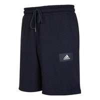 شورت رجالي مستقيم بشعار adidas مطبوع عليه شعار الشركة ورباط مطاطي وخصر مطاطي، أسود HZ7031