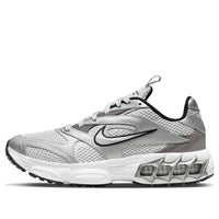(WMNS) حذاء Nike Zoom Air Fire منخفض الرقبة أبيض/فضي DR7852-001