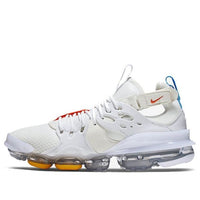حذاء Nike Air VaporMax D/MS/X "أوف وايت" AT8179-100