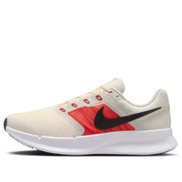 حذاء Nike Run Swift 3 "عاجي فاتح قرمزي" DR2695-107