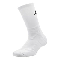 جوارب Air Jordan UJ Flight Crew متوسطة الحجم للجنسين من Air Jordan، عبوة واحدة باللون الأبيض SX5854-101