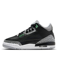 (GS) حذاء Air Jordan 3 Retro 'Green Glow' DM0967-031