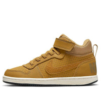 (PS) حذاء رياضي Nike Court Borough متوسط ​​الارتفاع باللون الأصفر 870026-701