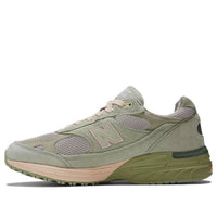 حذاء New Balance x Joe Freshgoods 993 صنع في الولايات المتحدة الأمريكية "Performance Art - Sage" MR993JG1