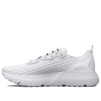 (WMNS) حذاء HOVR Mega 3 من Under Armour باللون الأبيض 3025313-100