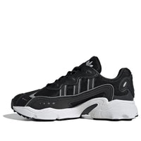 (WMNS) أديداس Ozweego OG "أسود أبيض" IG6074
