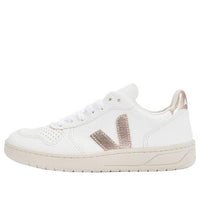 حذاء رياضي Veja V-10 Chromfree منخفض الرقبة "ذهبي أبيض" VX0502935