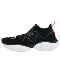 حذاء Curry Flow Cozy من Under Armour باللون الأسود الكهربائي Tangerine 3023815-004